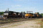 NS 9565 and others in Glenwood Yard